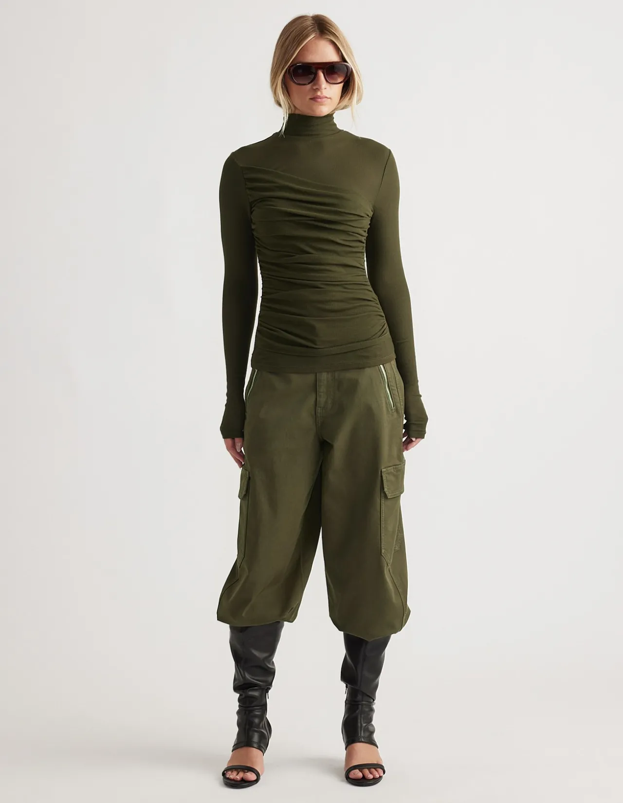ALICIA HIGH NECK LONG SLEEVE