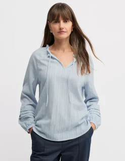 ALLEY RUFFLE NECK BLOUSE