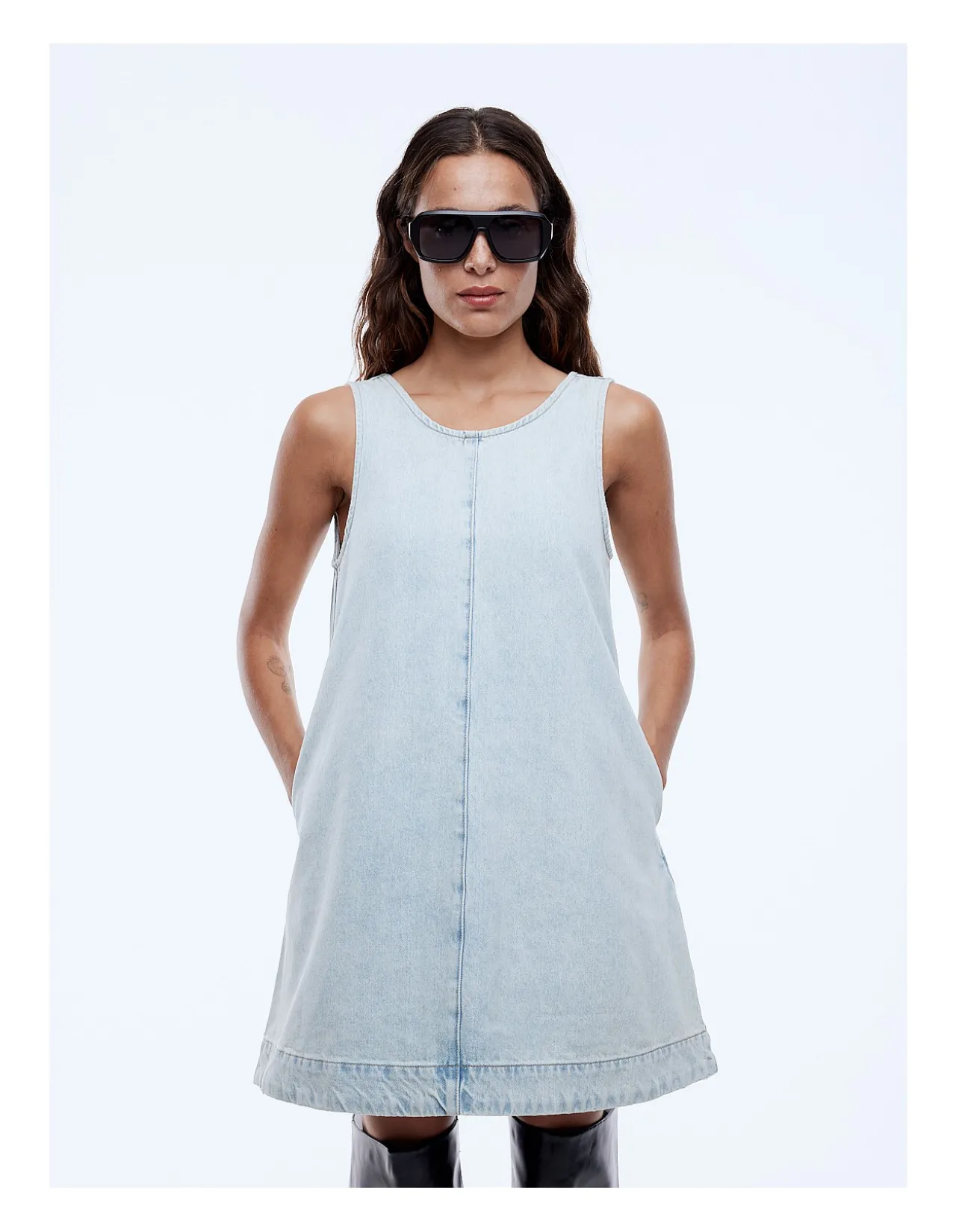 ANNIE DENIM DRESS