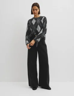 Argyle Crew Neck Knit