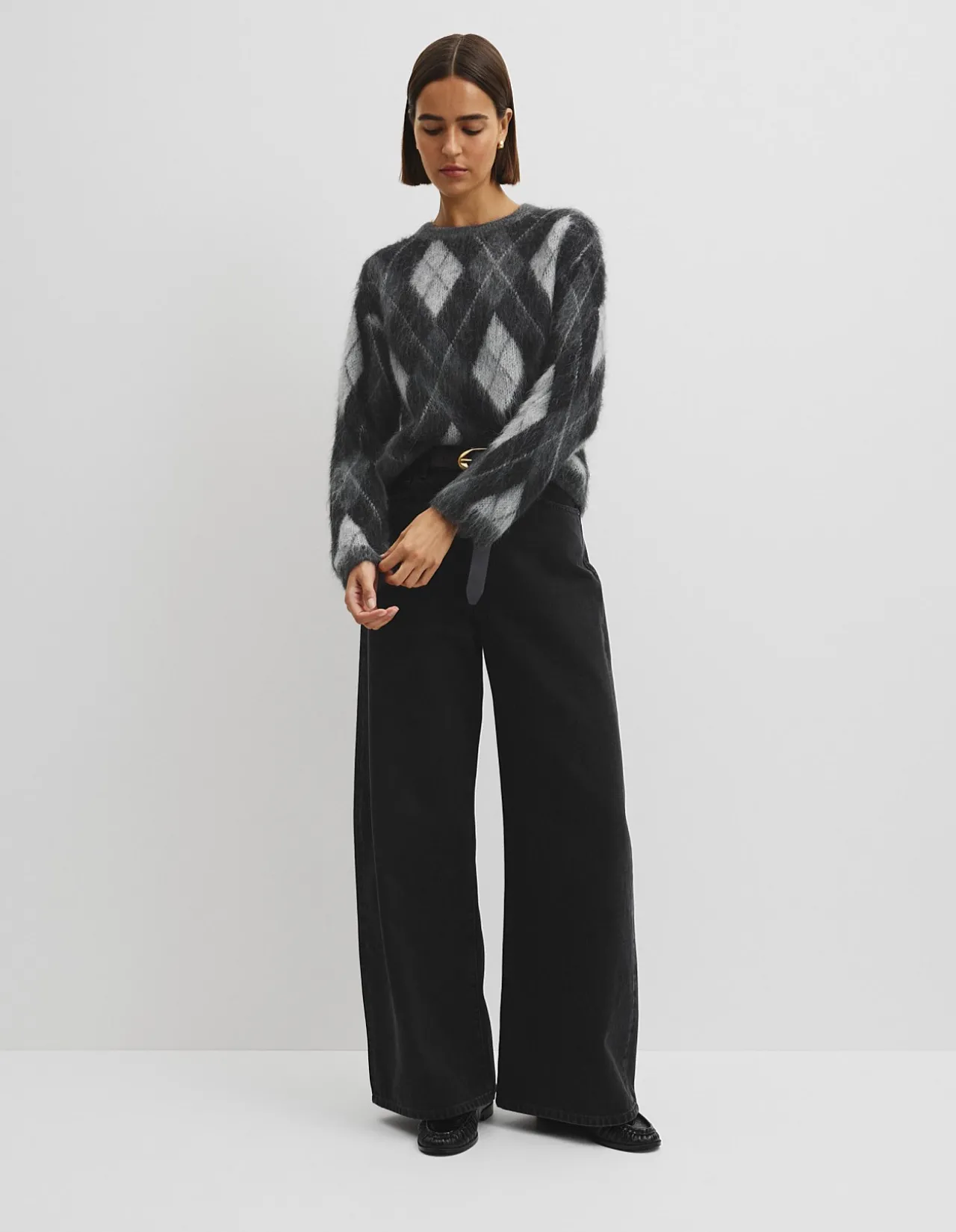 Argyle Crew Neck Knit