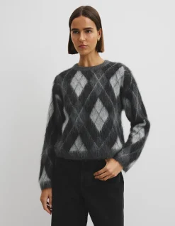 Argyle Crew Neck Knit