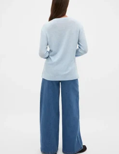 AUSTRALIAN MERINO V NECK TOP
