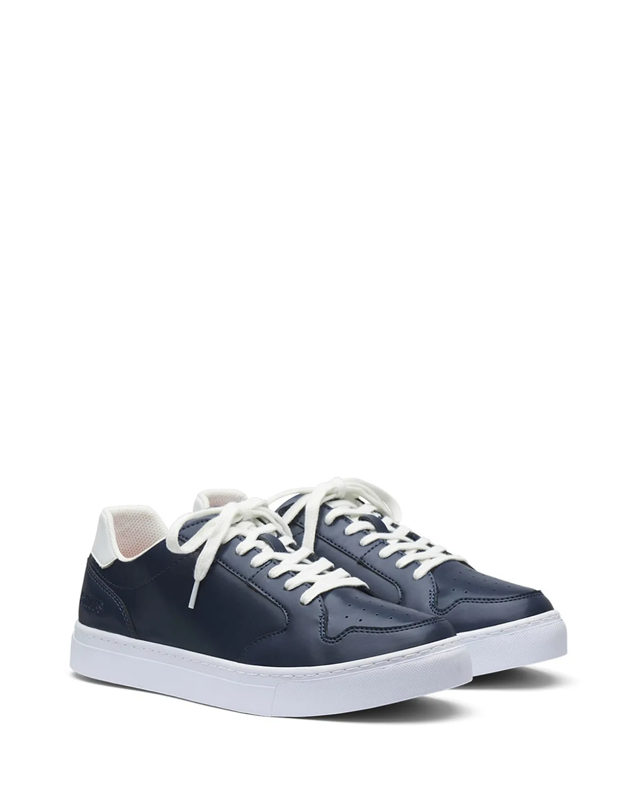 Avenue Sneaker