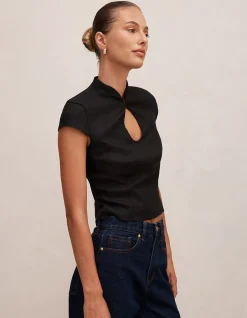 AYLA KEYHOLE LINEN TOP