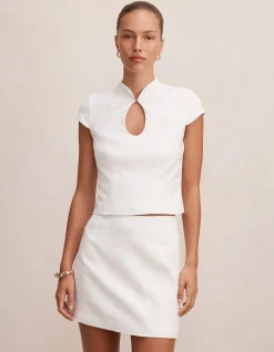 AYLA KEYHOLE LINEN TOP
