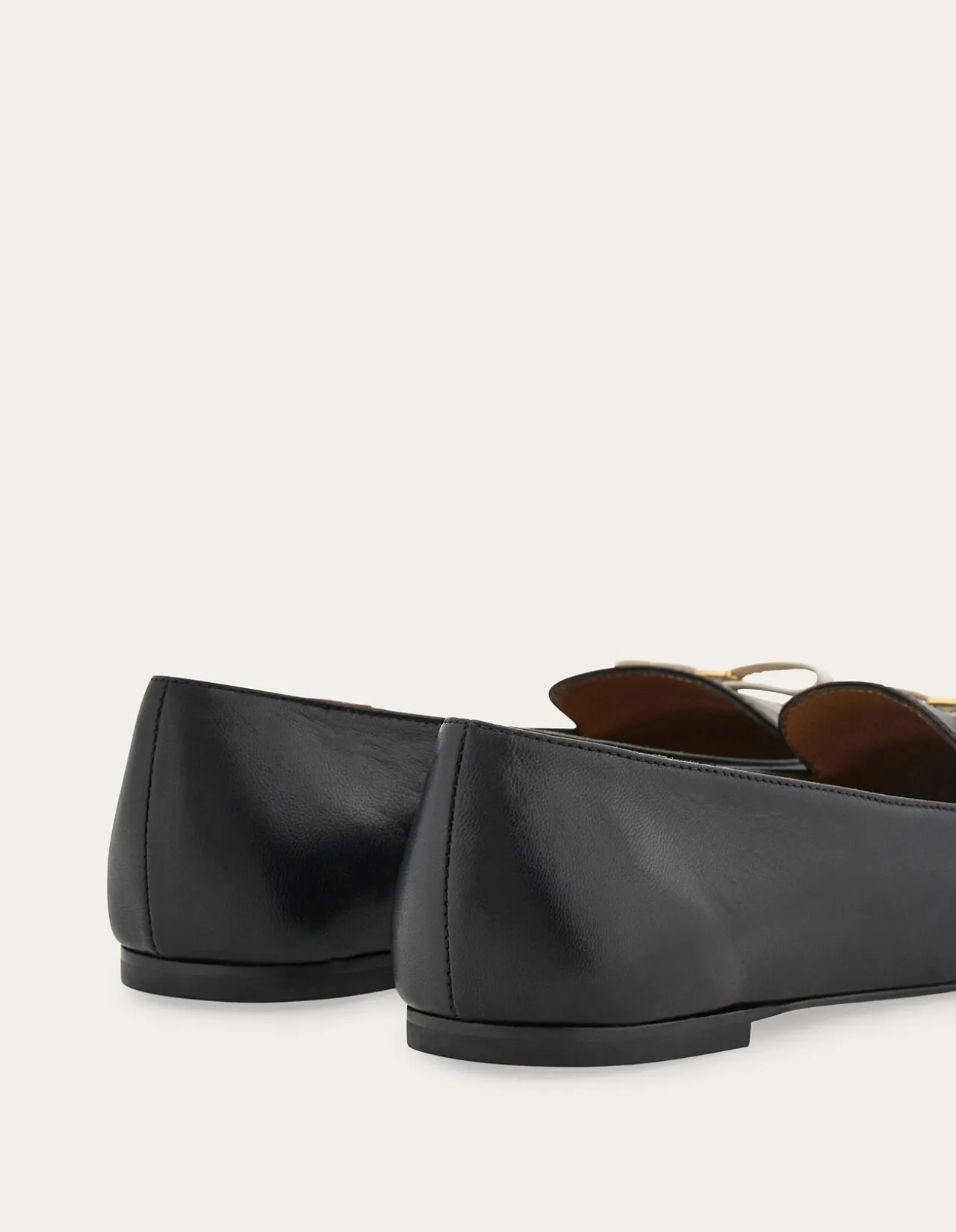BALLET FLAT WITH MINI BOW DETAIL