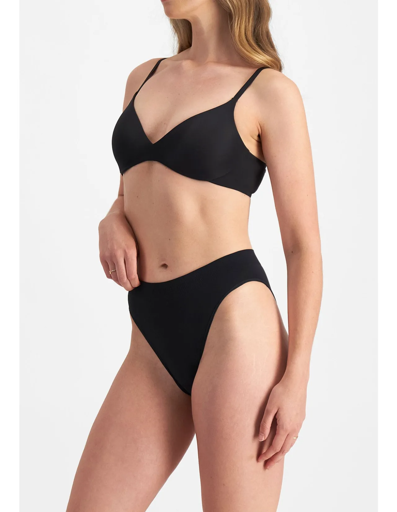 BASES BIKINI BRIEF