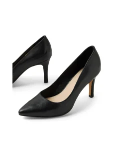 Berri Sleek Pointed Toe Leather Pumps