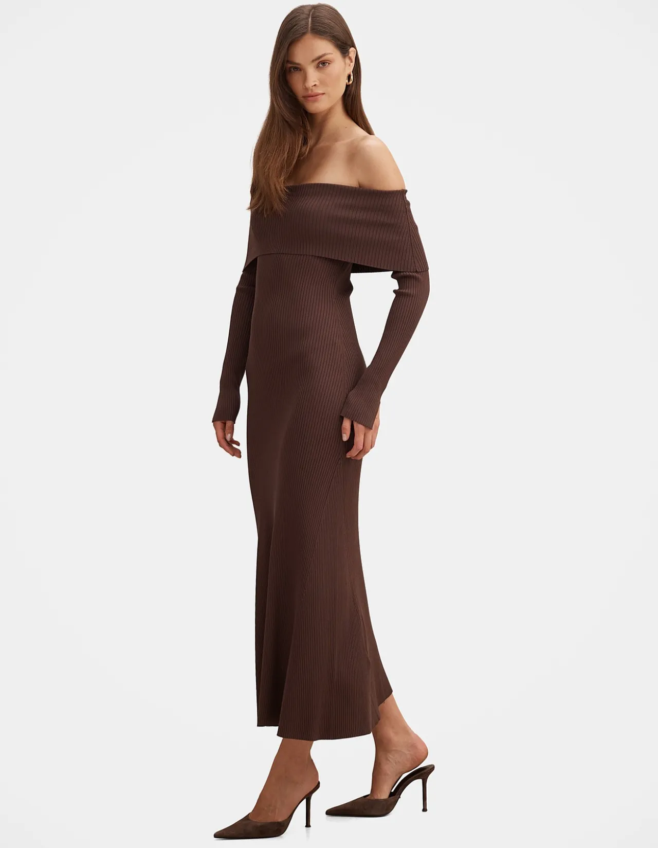 BOBBIE BARDOT NECK KNITTED DRESS