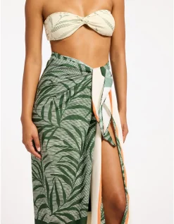 Botanic Lines Sarong