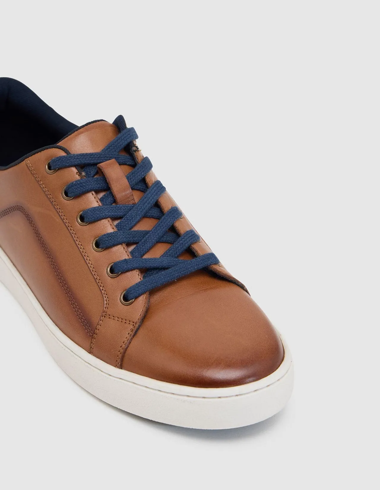 BRAMPTON LEATHER SNEAKER