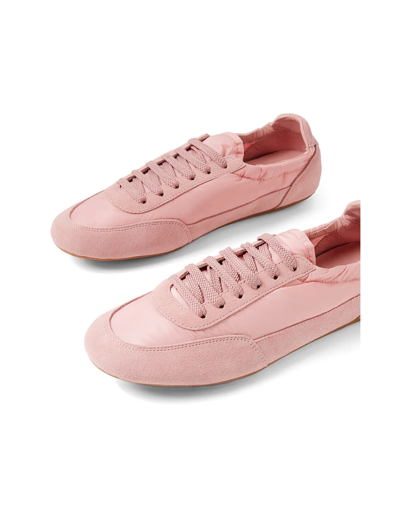 Brisk Mi Quilted Lace Up Sneakers