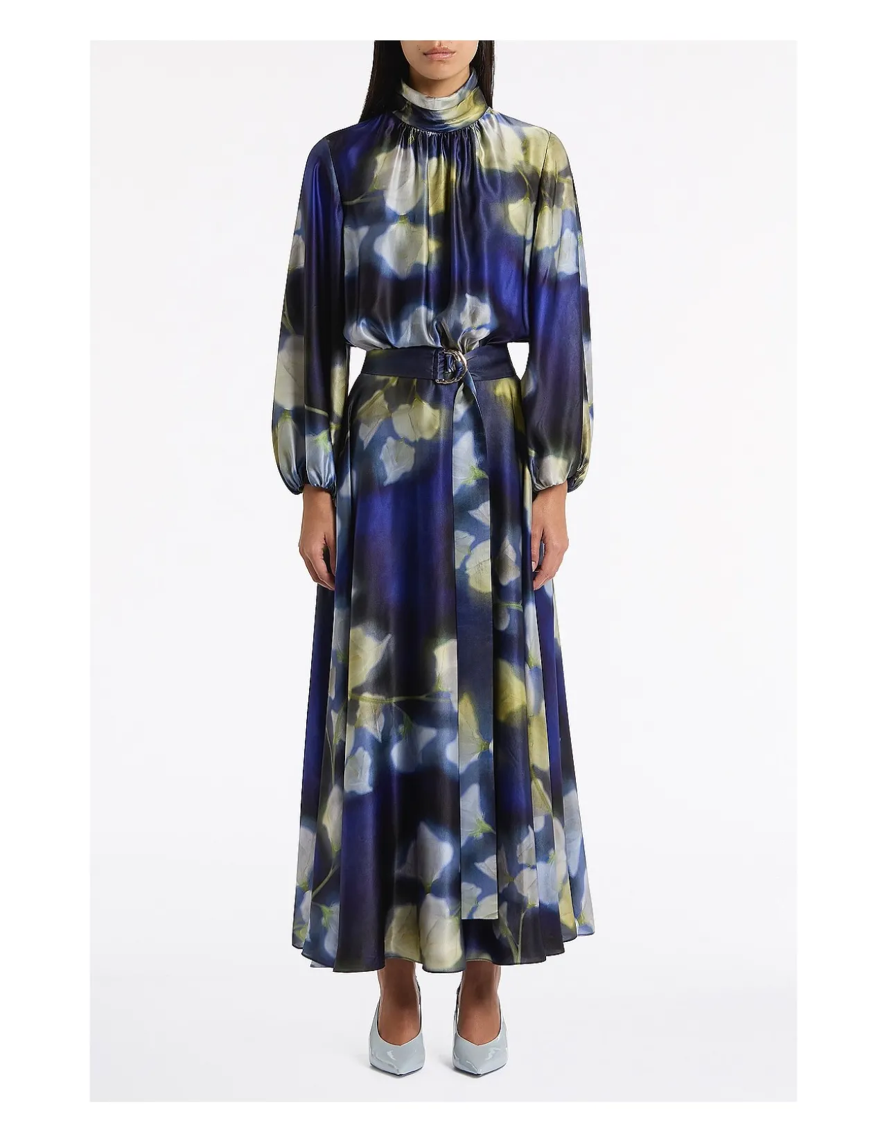 CALLA LILY SILK VISCOSE GATHERED SLEEVE DRESS