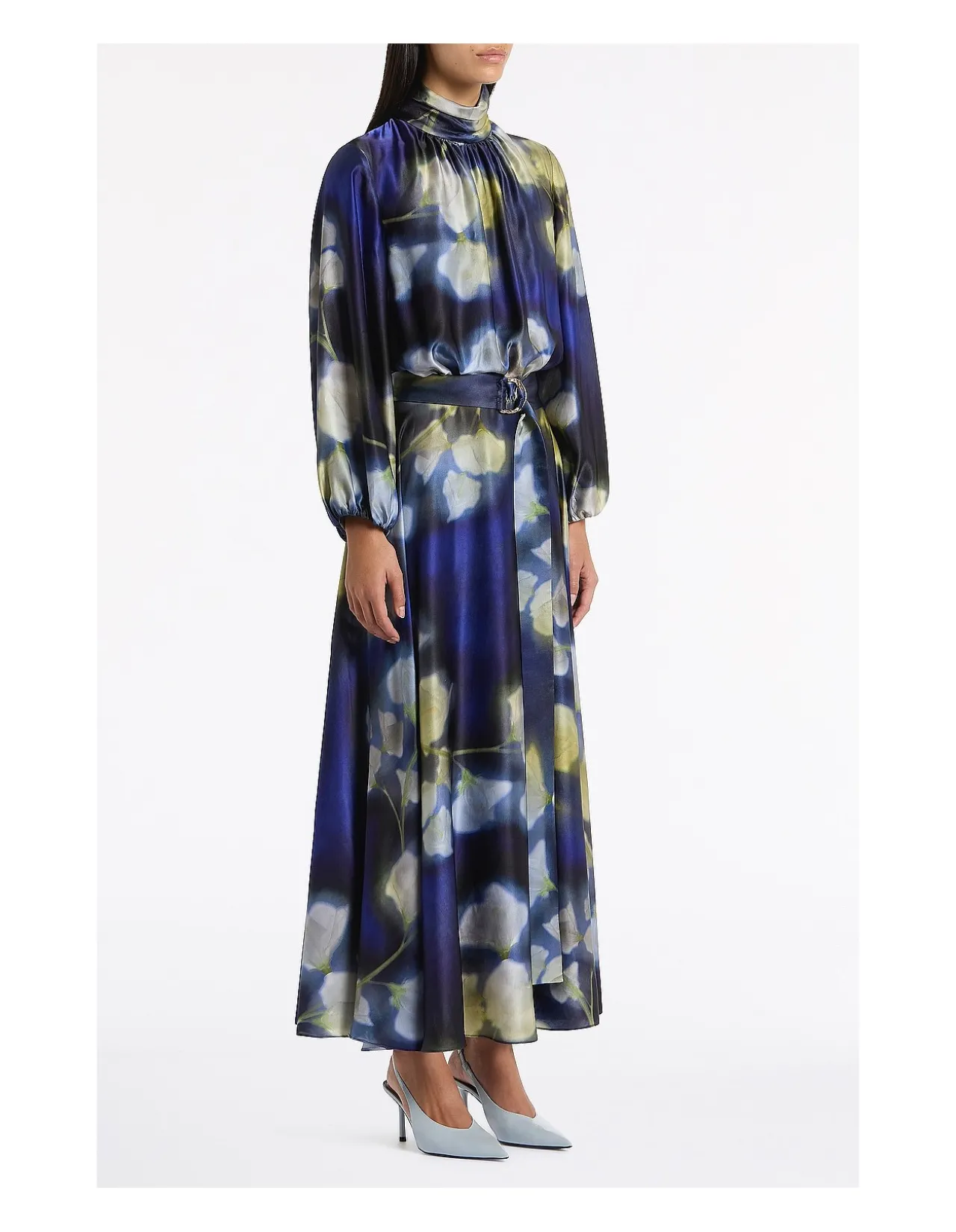 CALLA LILY SILK VISCOSE GATHERED SLEEVE DRESS