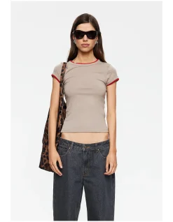 Capo Contrast Hem T-Shirt