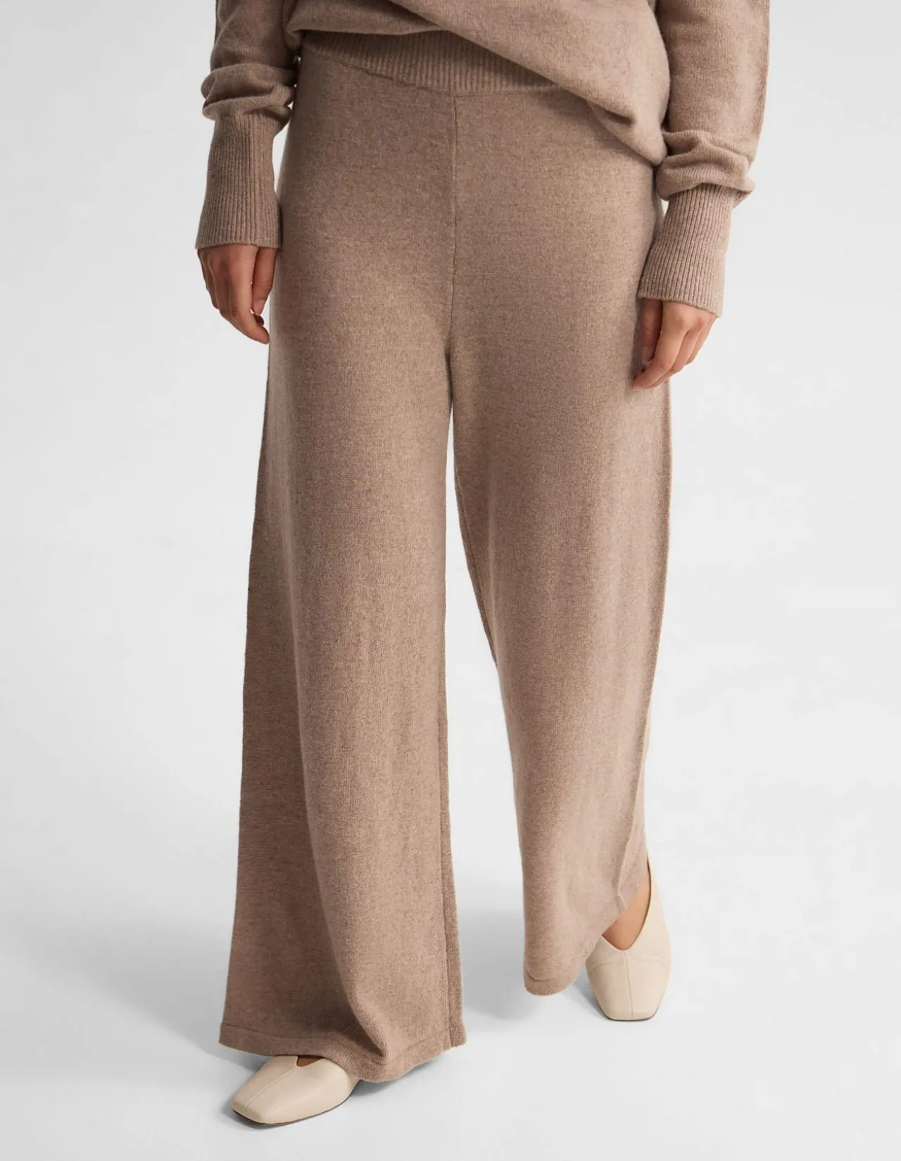 CARLA WOOL BLEND KNITTED PANT O