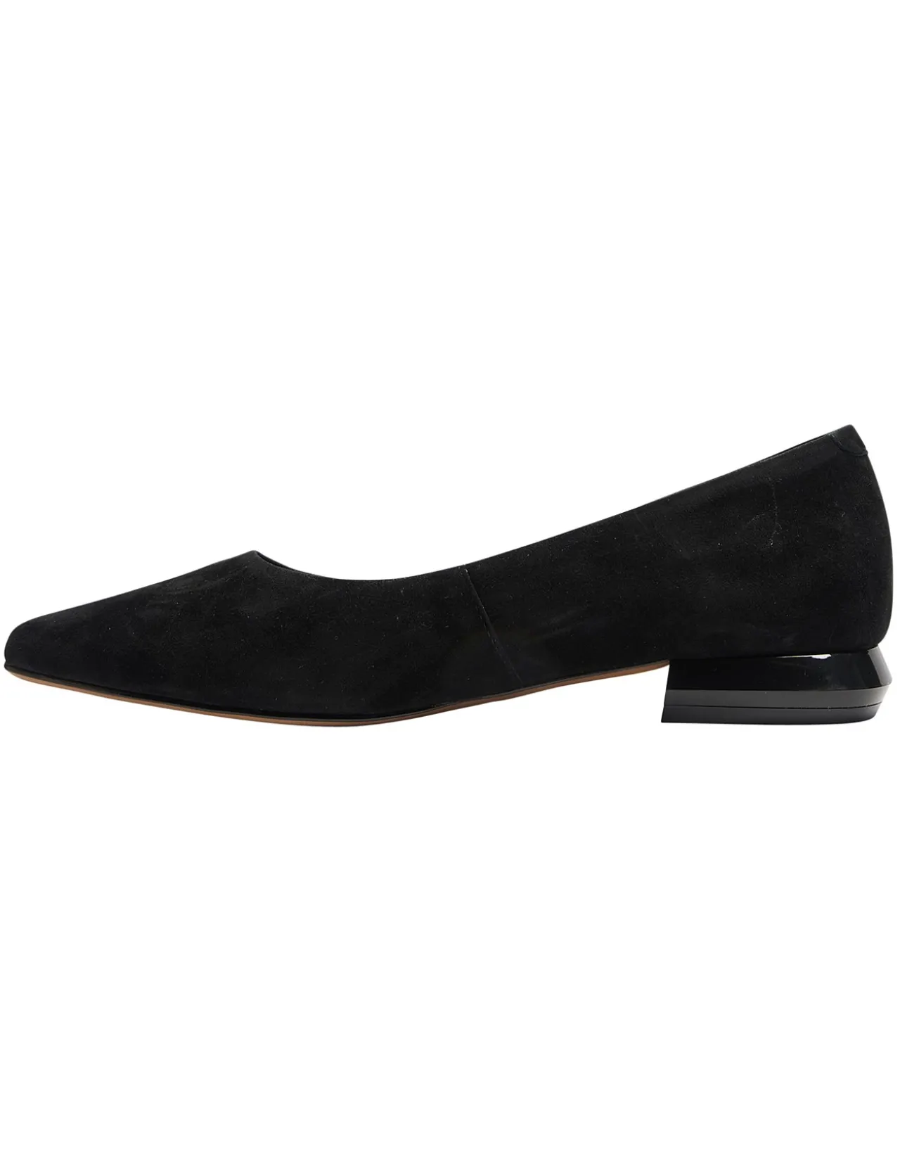 CASSIE FLAT