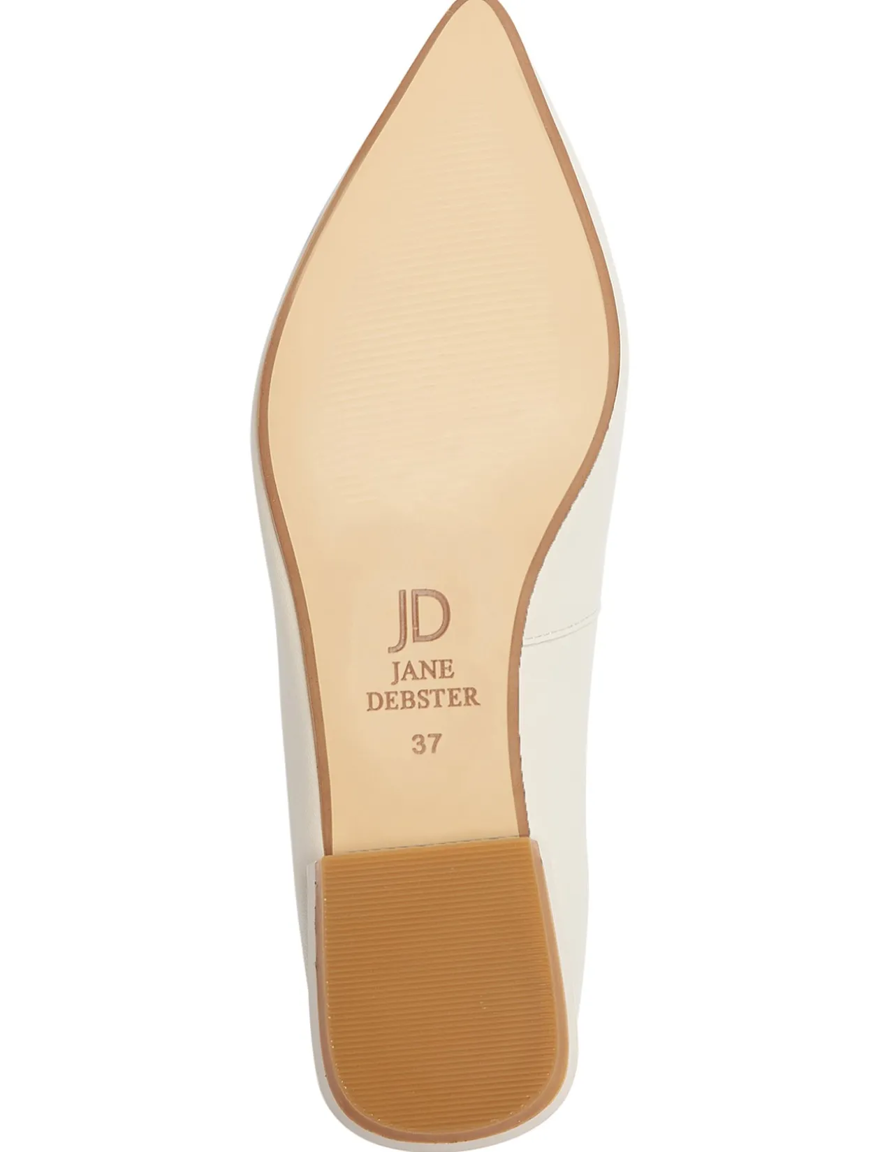 CASSIE FLAT
