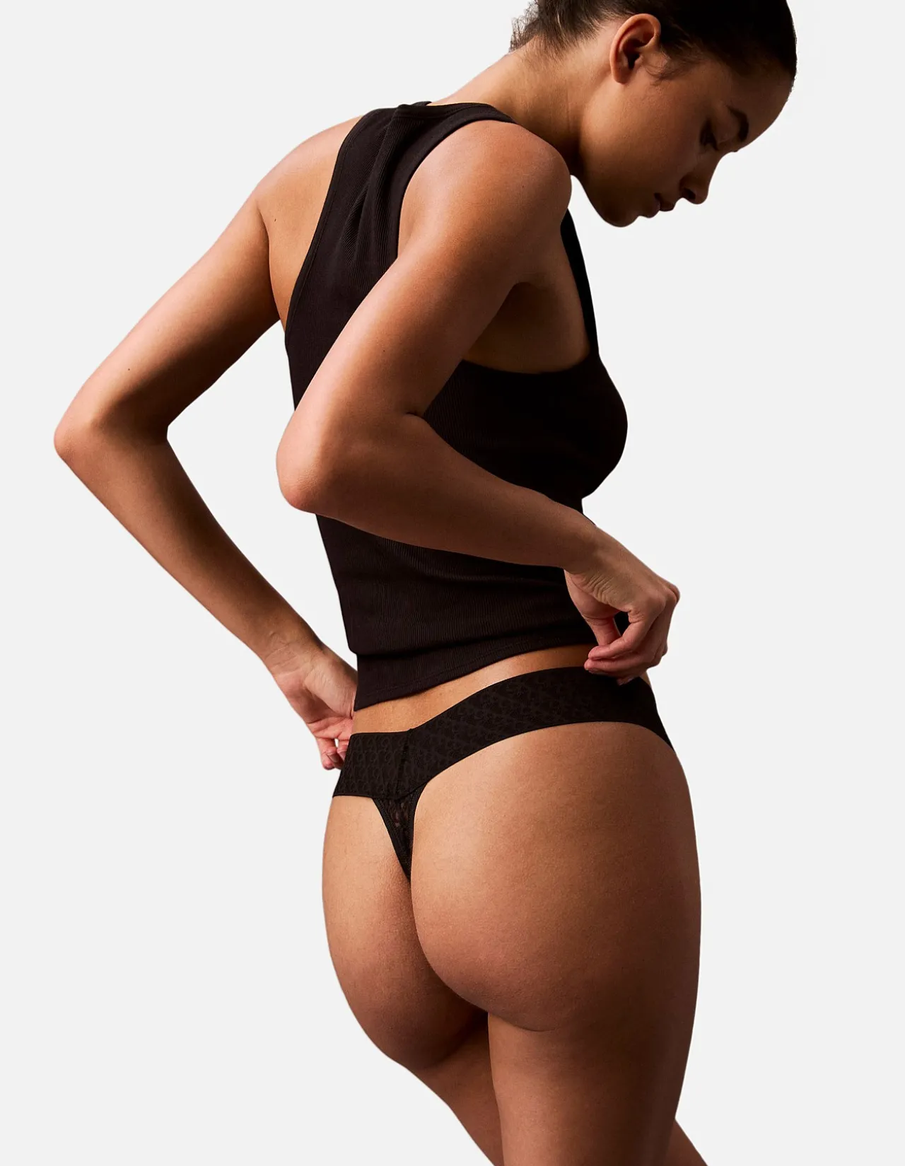 CK LOGO LACE TRIM LOW RISE THONG