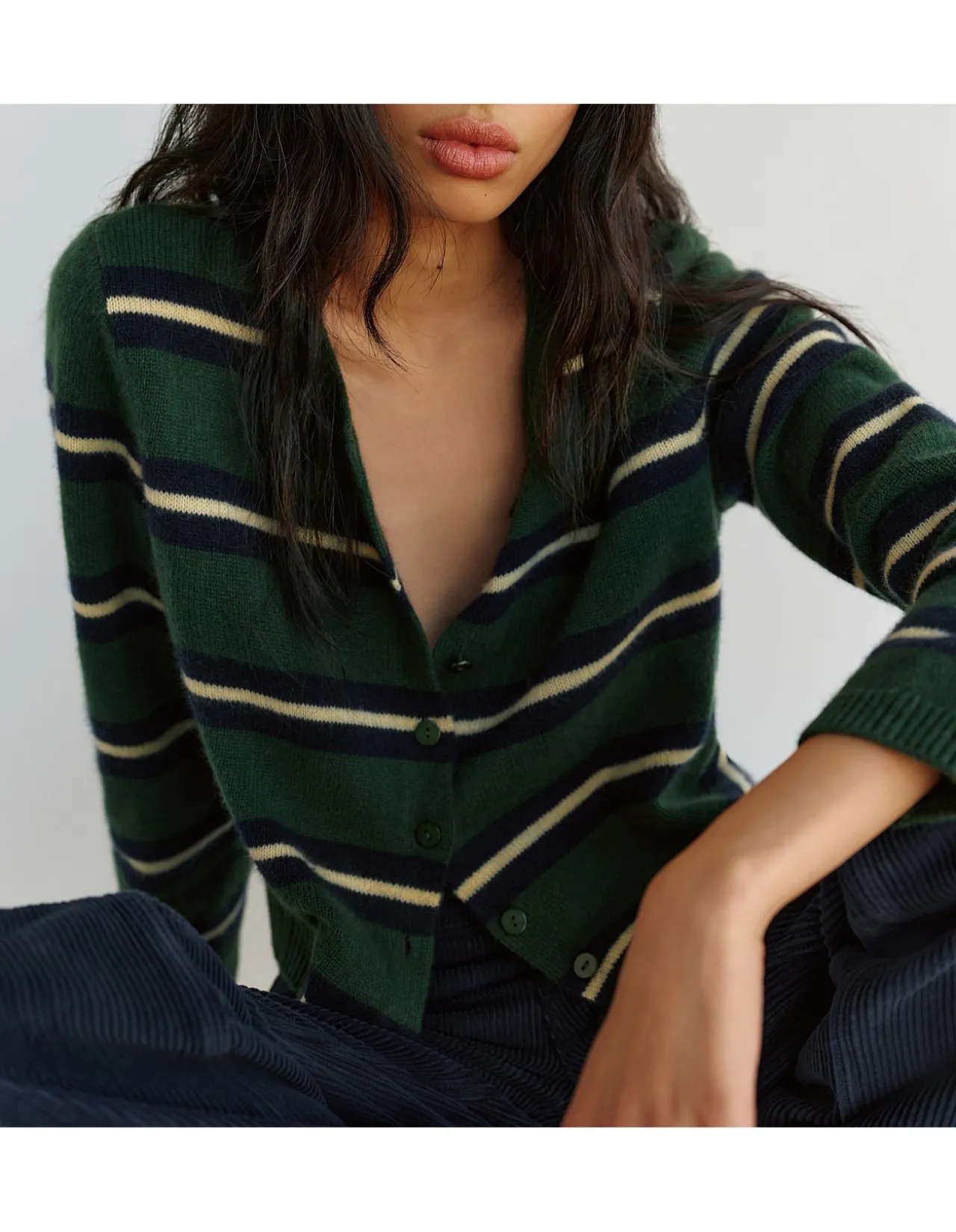 CLARA CREWNECK CASHMERE CARDIGAN