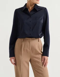 CLASSIC BUTTON UP SHIRT