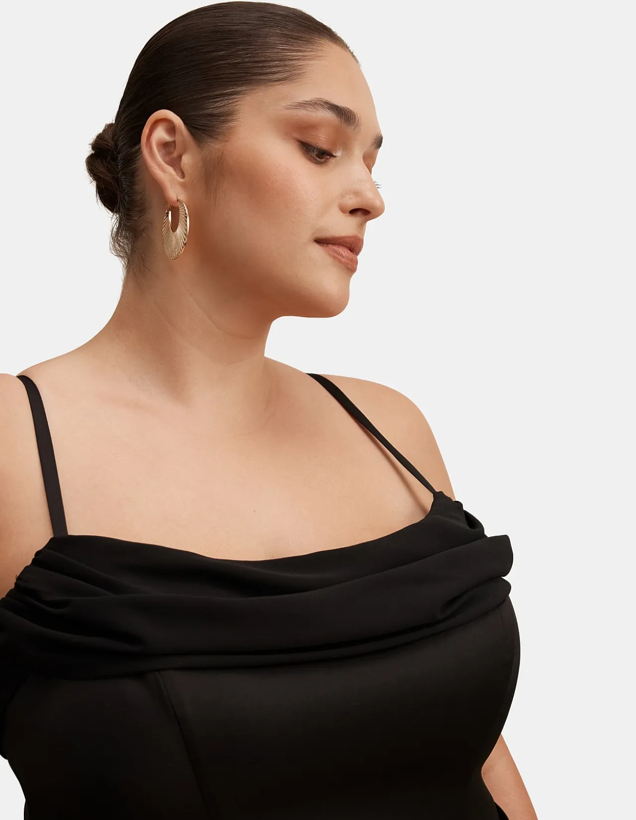 CLAUDIA CURVE STRAPPY CORSET MAXI DRESS