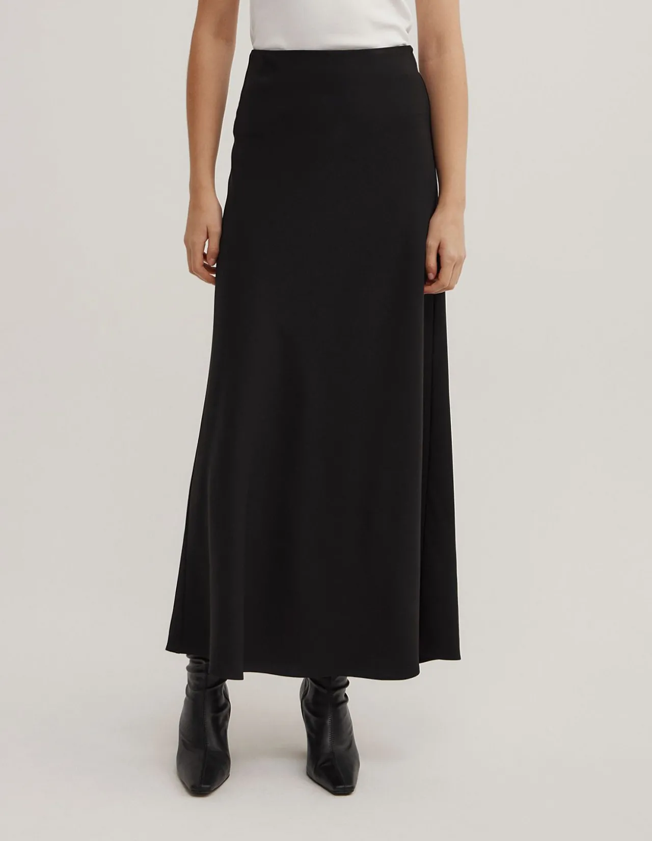 Clean Maxi Skirt