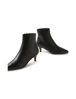 Conoir Black Leather Ankle Boots