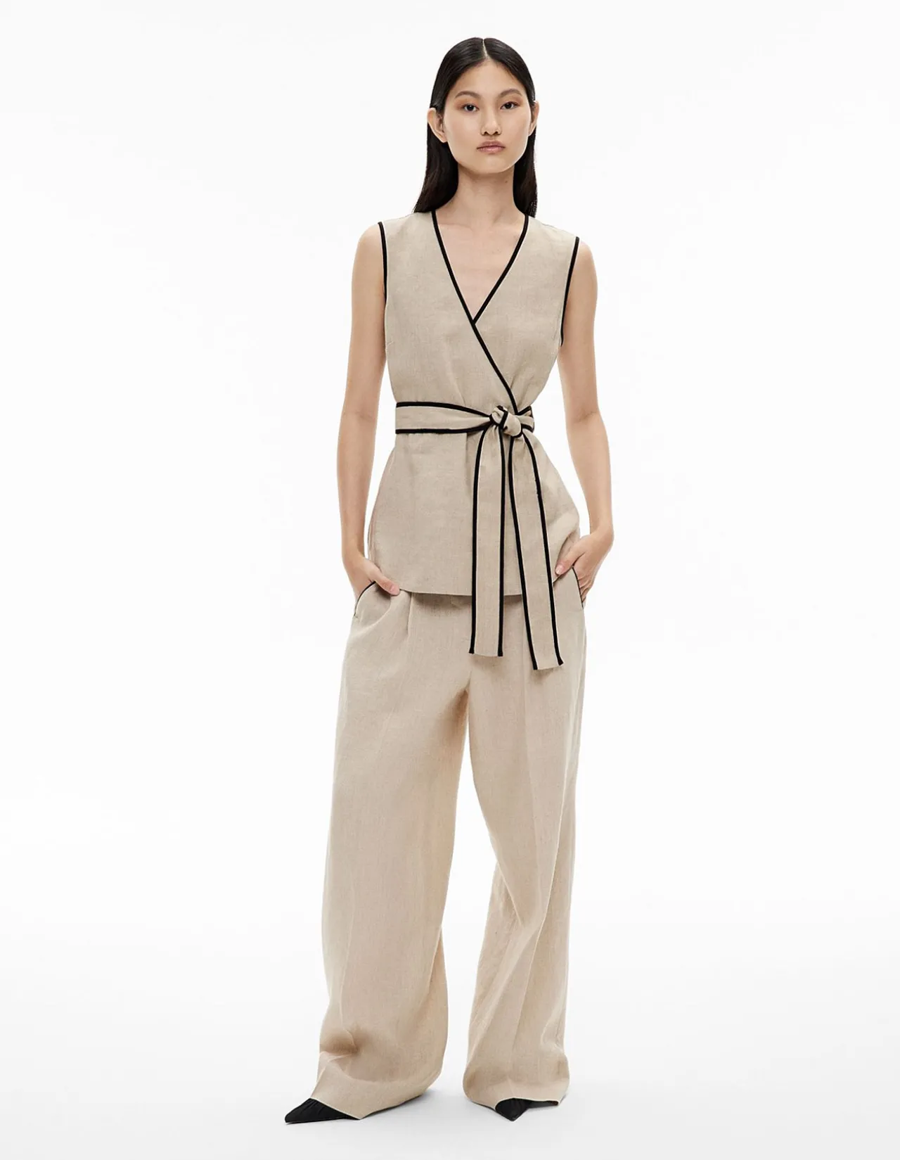 Contrast Tie Shirt