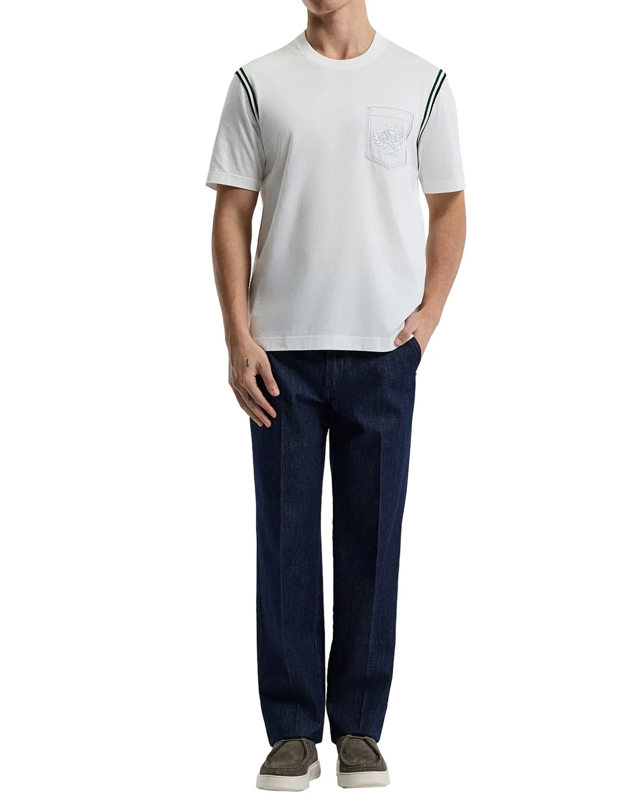 CONTRAST TRIM T-SHIRT