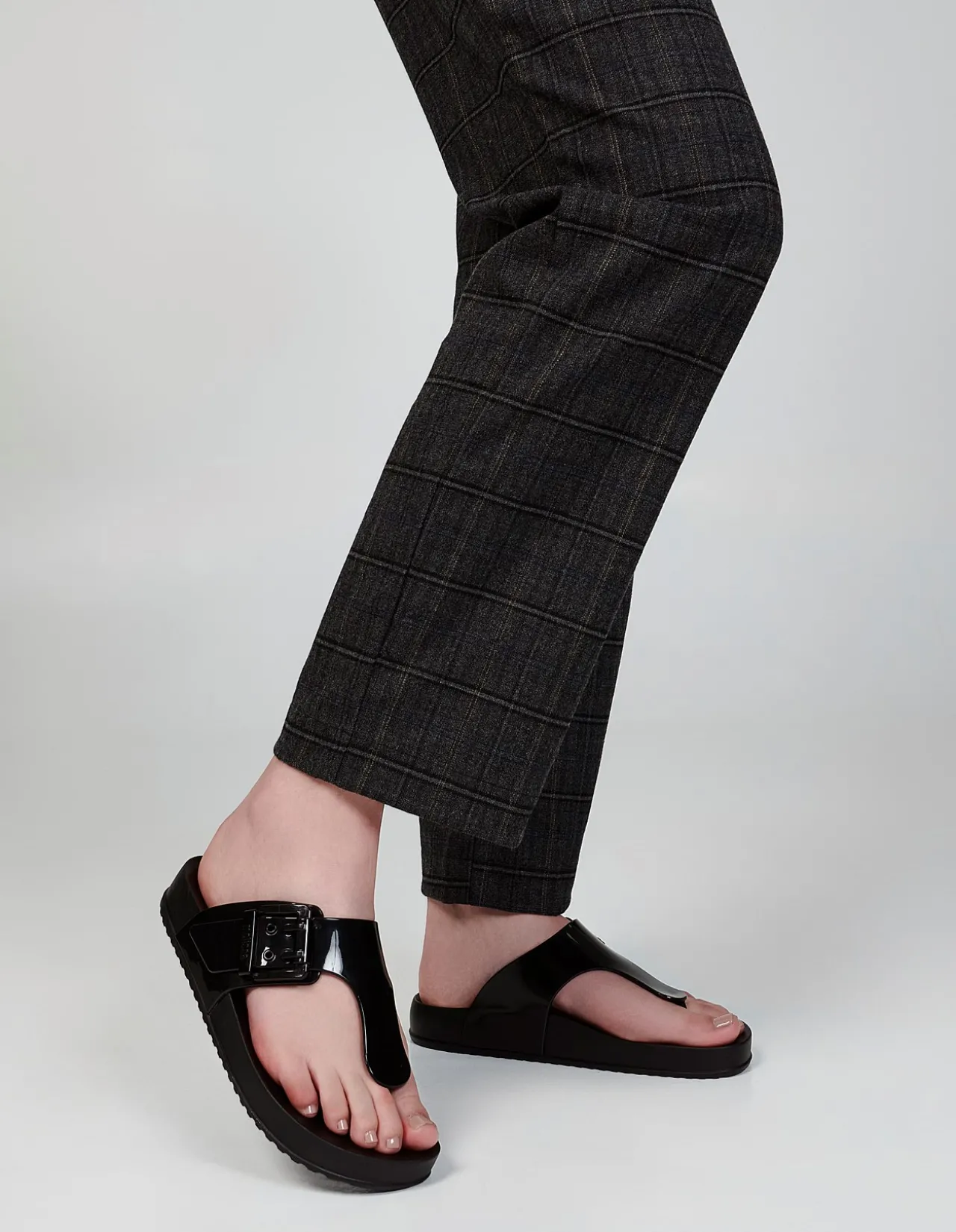 COZY FLIP FLOP