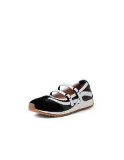 Crimpy Double Strap Scalloped Mary Jane Flats