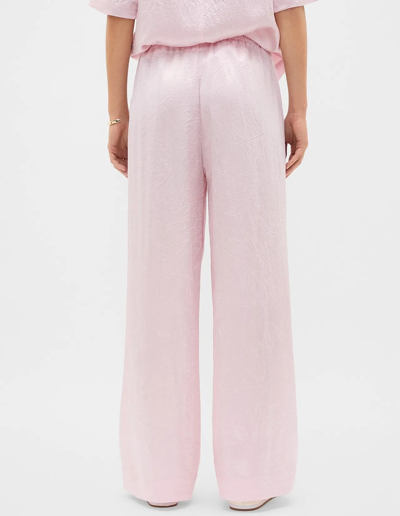 CRINKLED SATIN ELASTICATED PANT