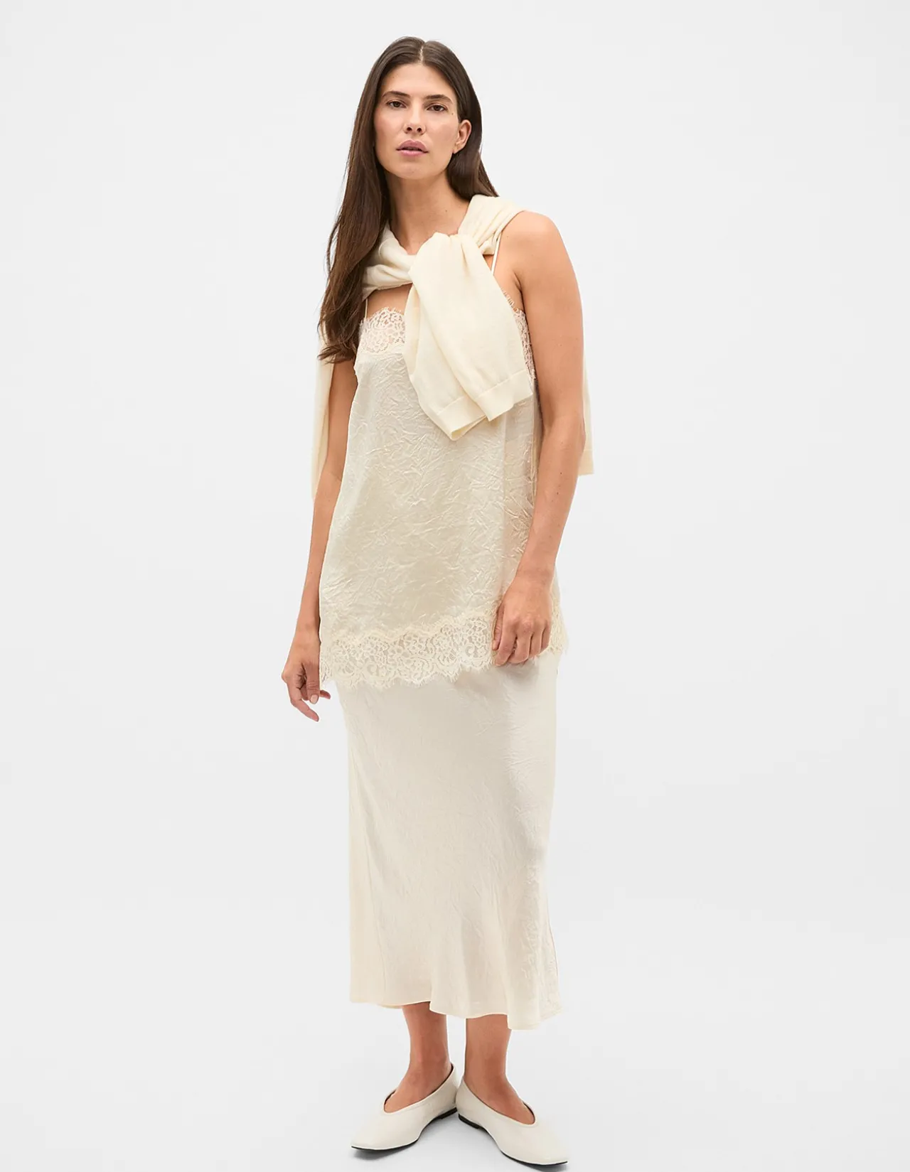 CRINKLED SATIN LACE SQUARE NECK CAMI