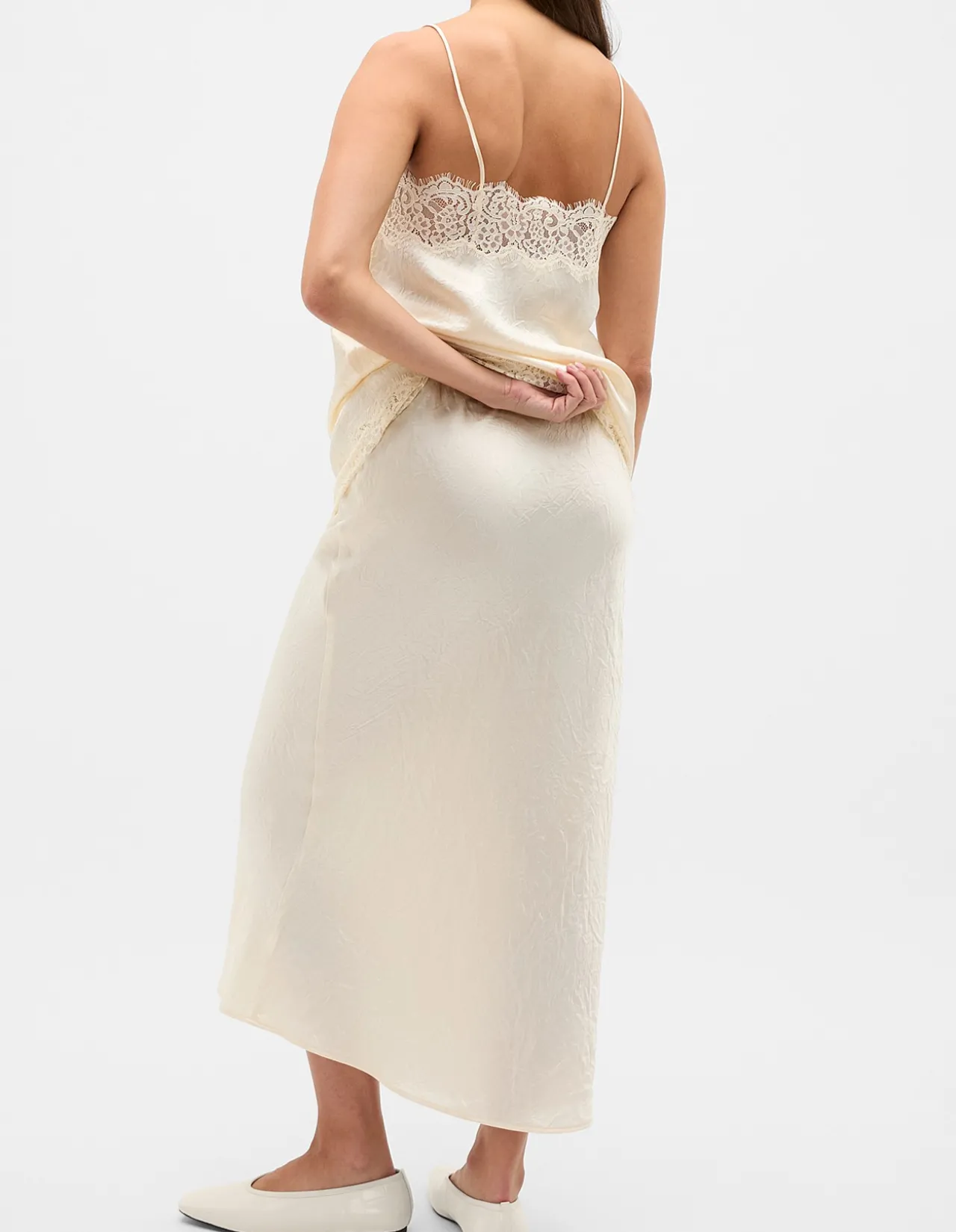 CRINKLED SATIN SLIP SKIRT