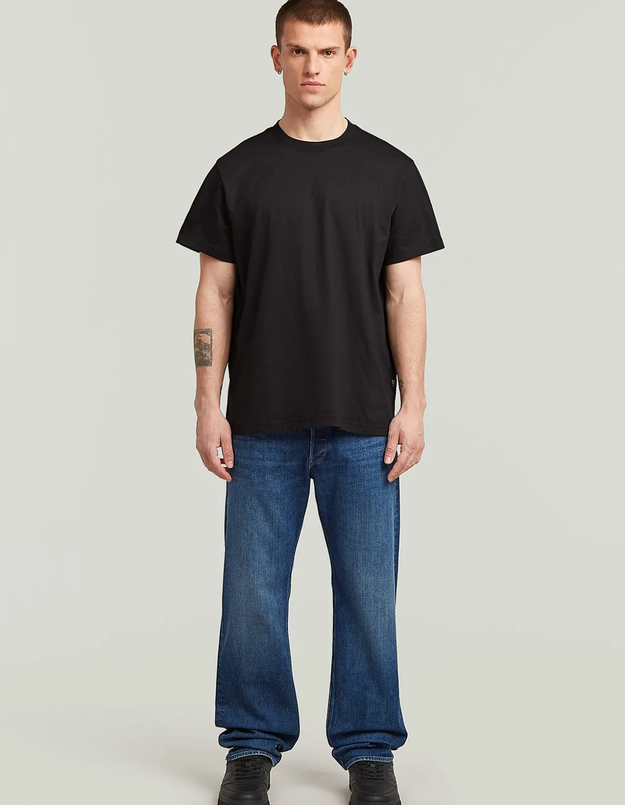 Dakota Relaxed Mid Rise Straight Leg Jeans