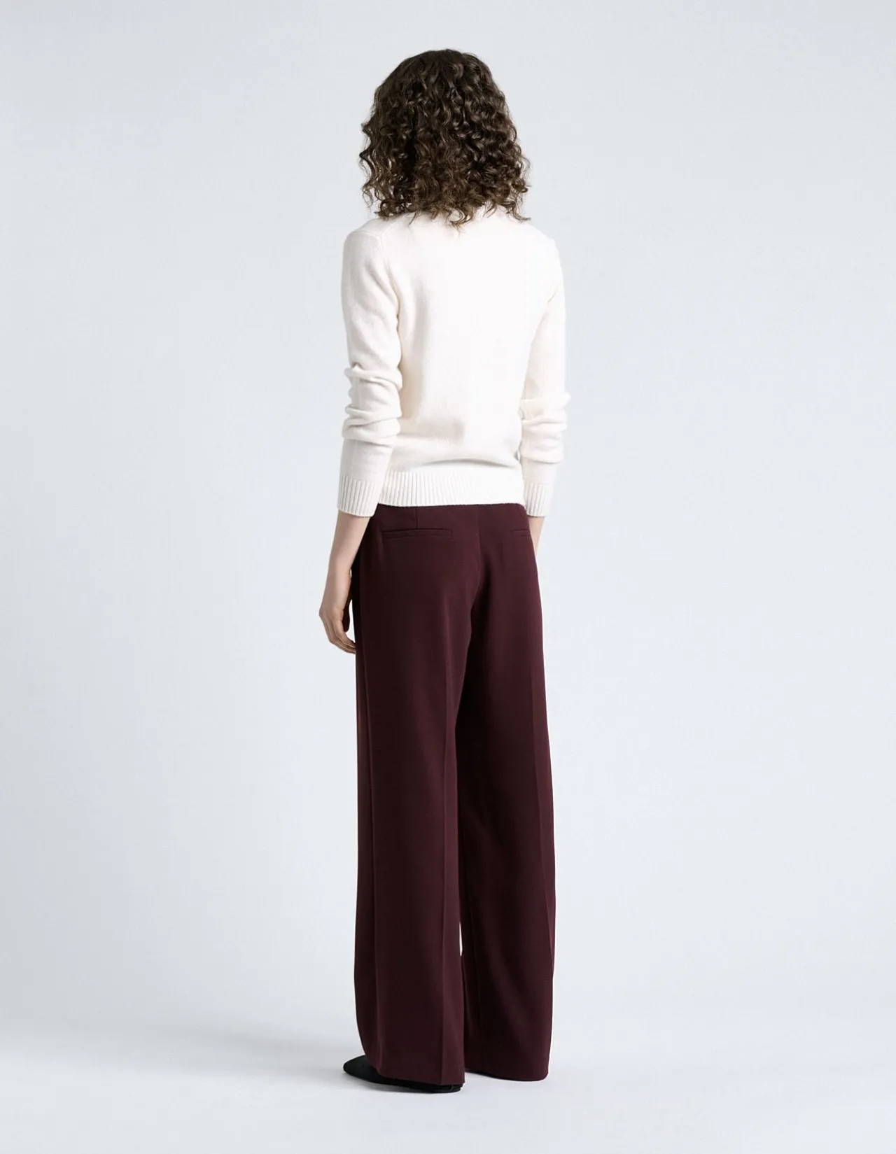 DARK PLUM CREPE STRAIGHT LEG PANT