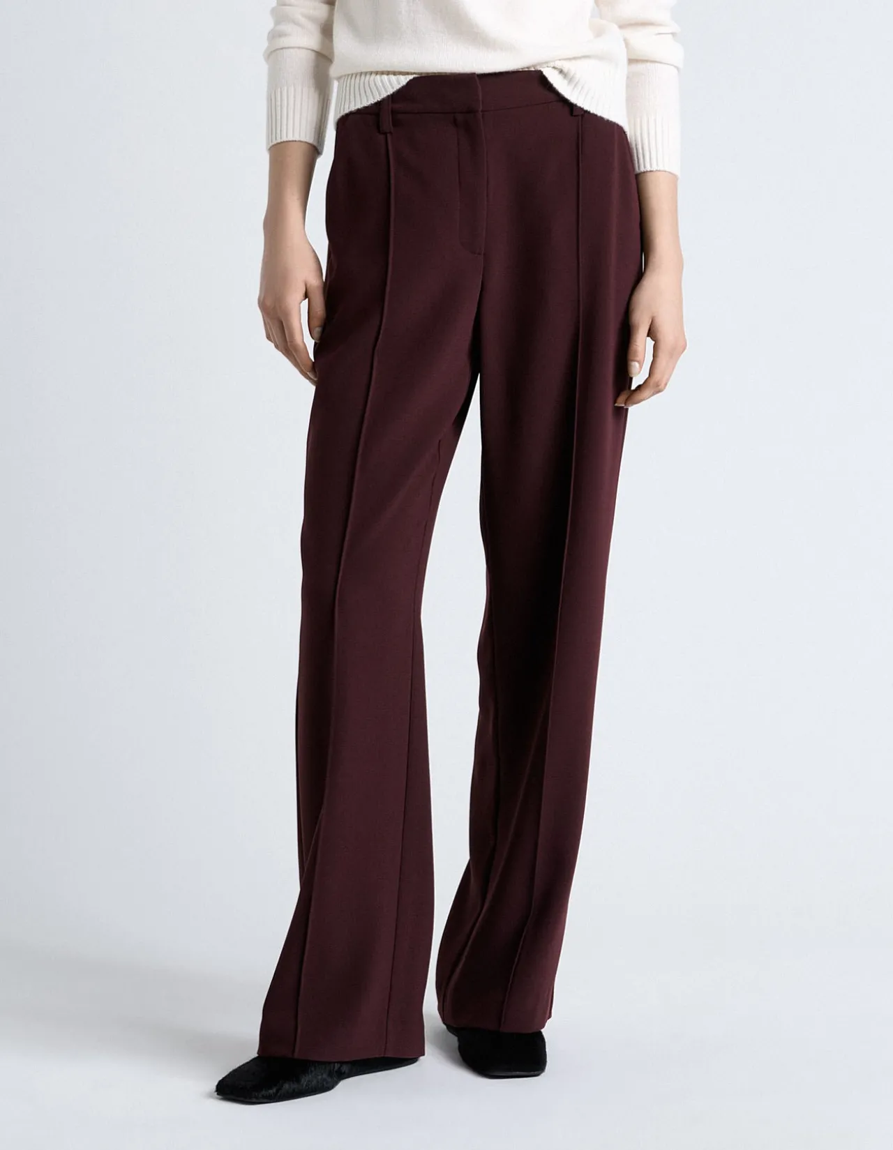 DARK PLUM CREPE STRAIGHT LEG PANT