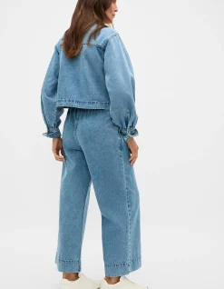 DENIM CROPPED POCKET SHIRT