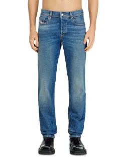 2023 D-Finitive Regular Tapered Leg Jeans