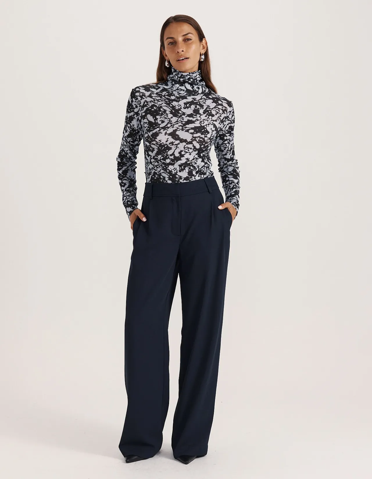 DHARMA TAILORED WIDE LEG PANT