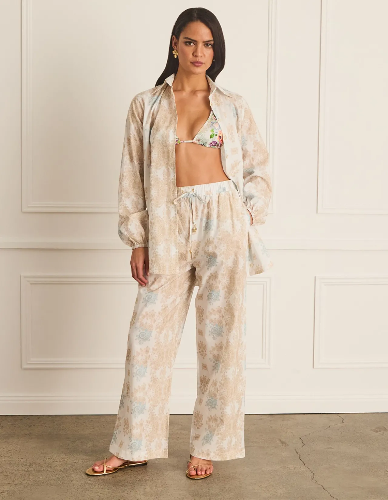 Dianthus Odilia Beach Shirt