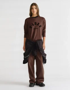 D-Luxe Curved Hem Long Sleeve Logo Top