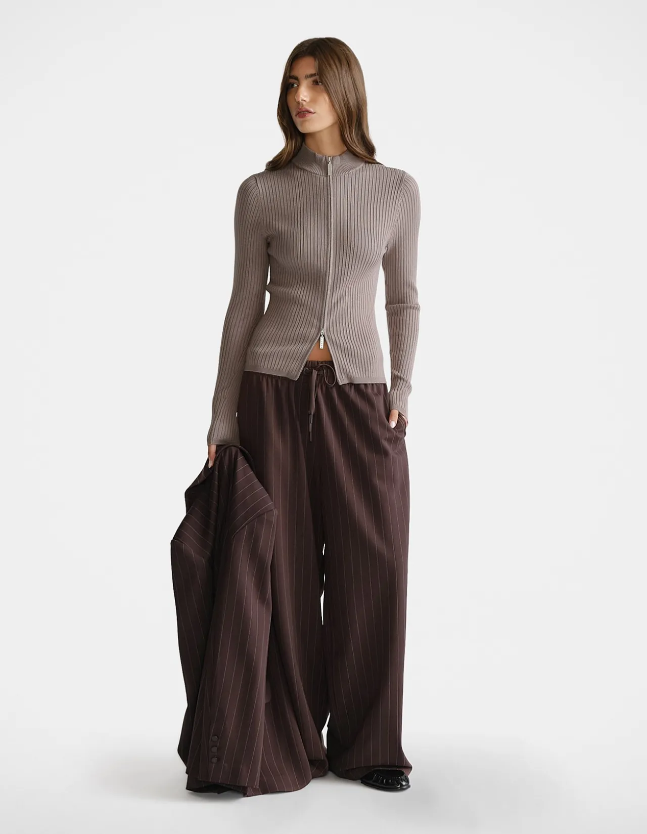 D-LUXE KNIT ZIP LONG SLEEVE