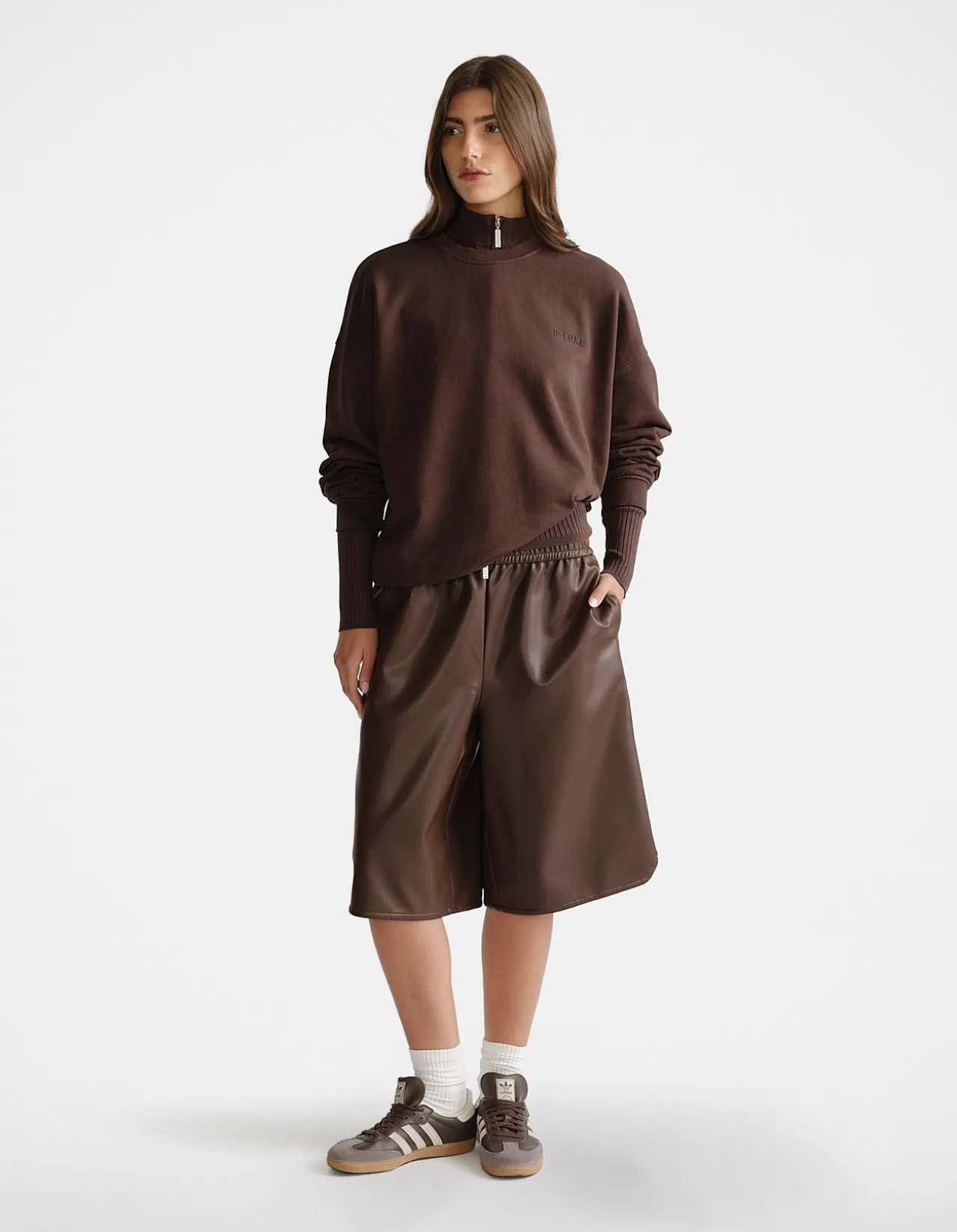 D-LUXE WASHED TERRY SWEAT