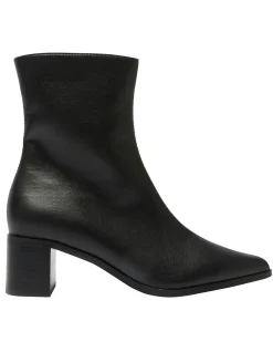 EAGLE ANKLE BOOT