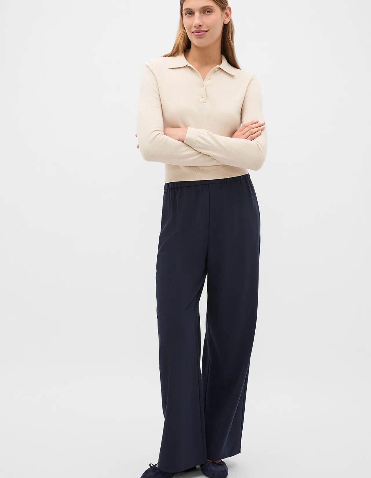 ELASTICATED STRAIGHT LEG PANT