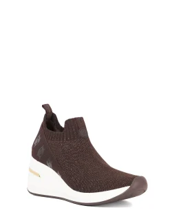ELEVATES KNIT RUNNER