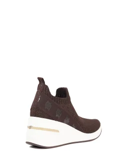 ELEVATES KNIT RUNNER